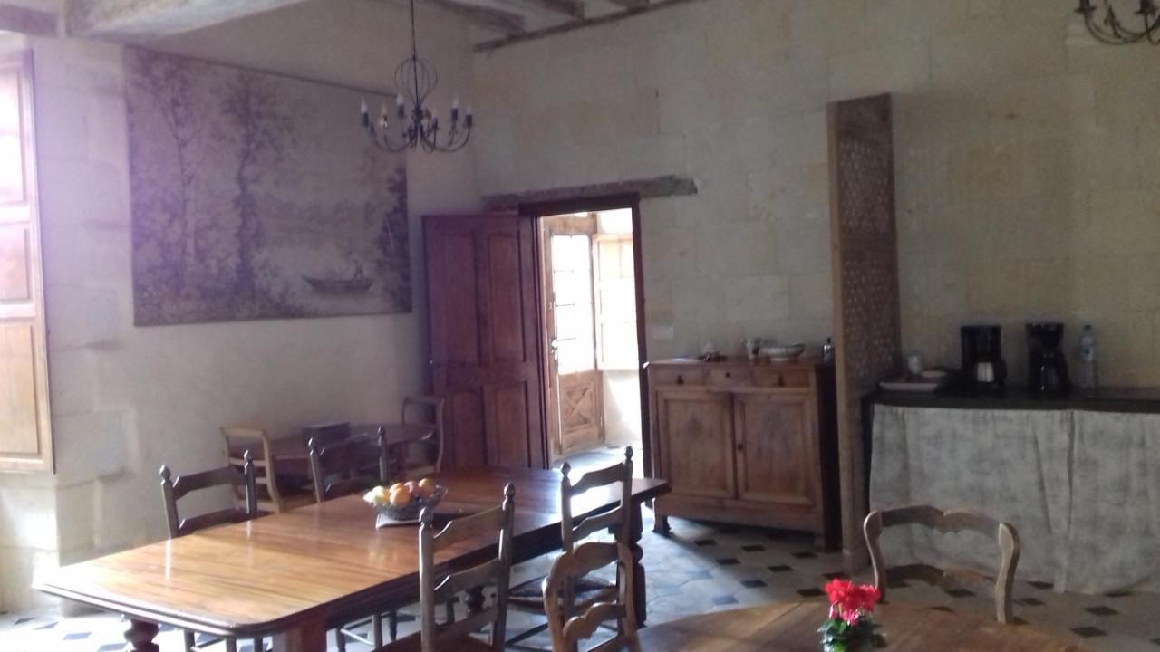 Bed and Breakfast Manoir De La Fontaine Du Chene Coutures  Exterior foto