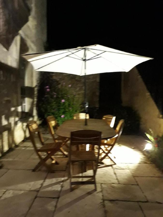Bed and Breakfast Manoir De La Fontaine Du Chene Coutures  Exterior foto