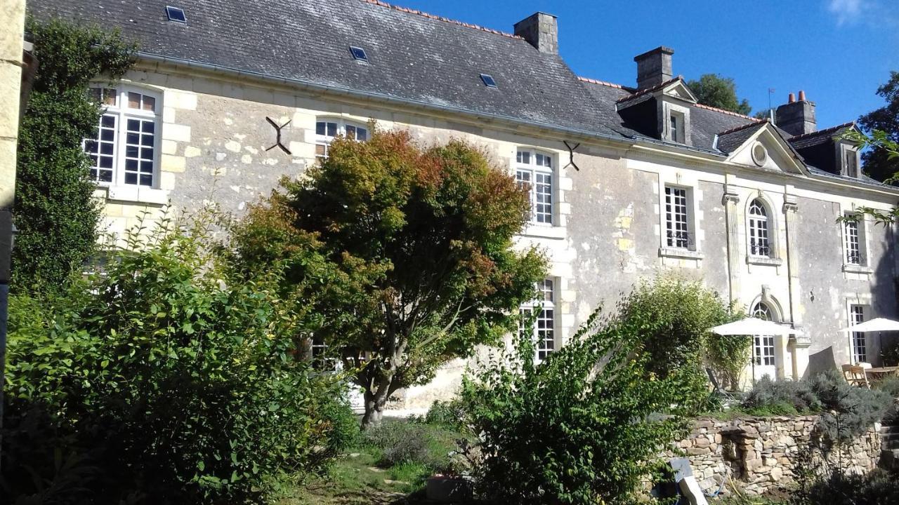 Bed and Breakfast Manoir De La Fontaine Du Chene Coutures  Exterior foto