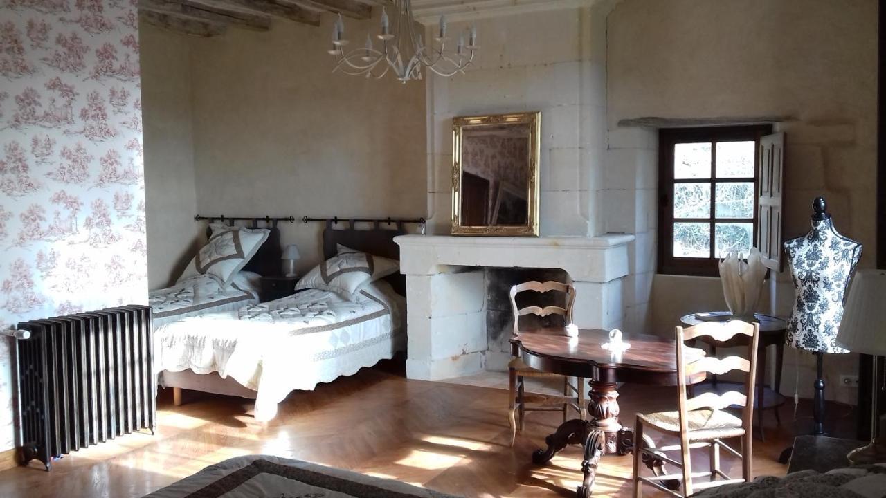 Bed and Breakfast Manoir De La Fontaine Du Chene Coutures  Exterior foto